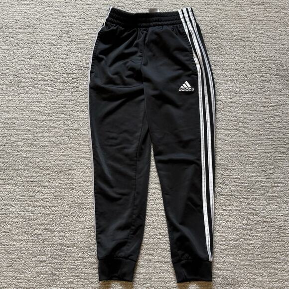 Lot of 2: Boys Adidas Jogger Sweatpants (7) & Nike Dri-Fit Gray T-Shirt (7) - Picture 2 of 7